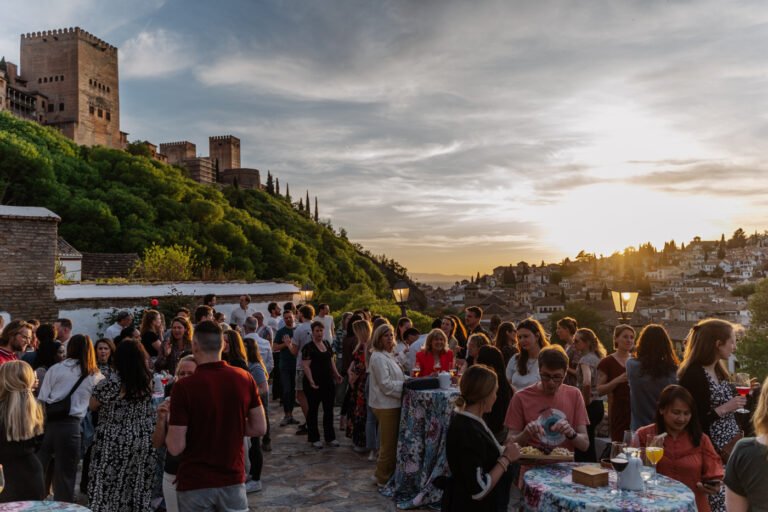 Imagen de un evento en Granada para promocionar los servicios de producción audiovisual